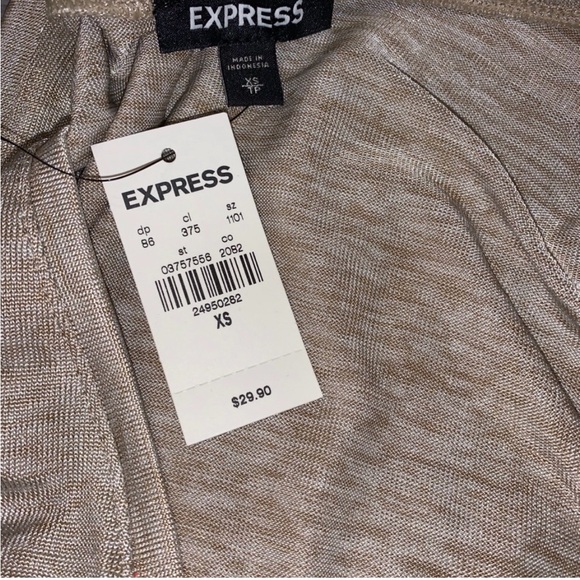 Express Top - Picture 4 of 5